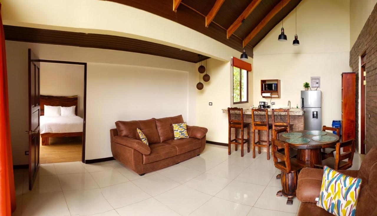 Green Forest Rustic Houses Monteverde Exterior photo